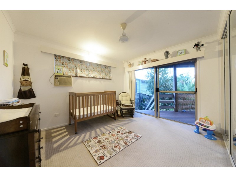 7 Country Road, Cannonvale QLD 4802