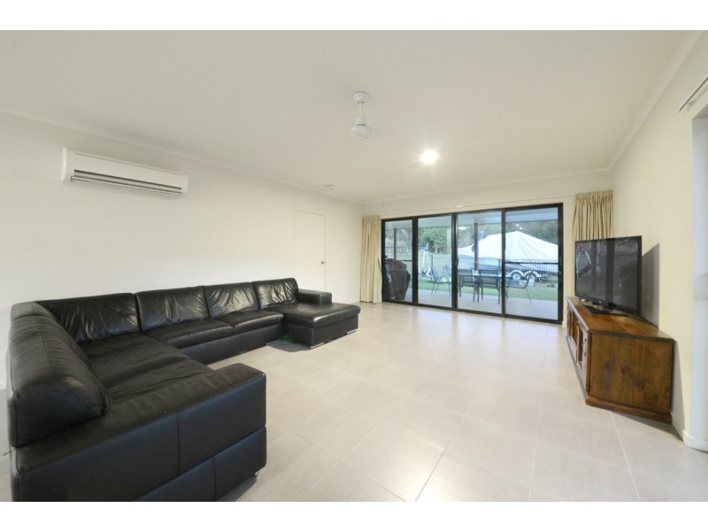 88 Abell Road, Cannonvale QLD 4802