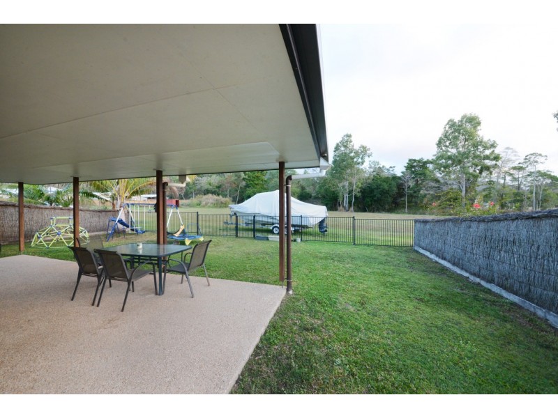 88 Abell Road, Cannonvale QLD 4802