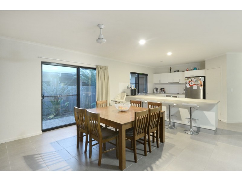 88 Abell Road, Cannonvale QLD 4802