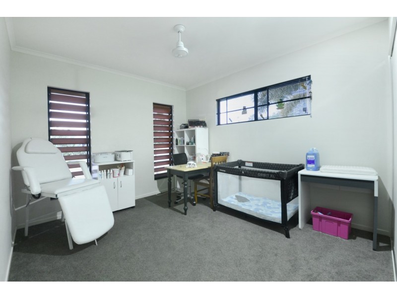 88 Abell Road, Cannonvale QLD 4802
