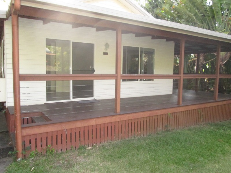 14 Iluka Street, Cannonvale QLD 4802