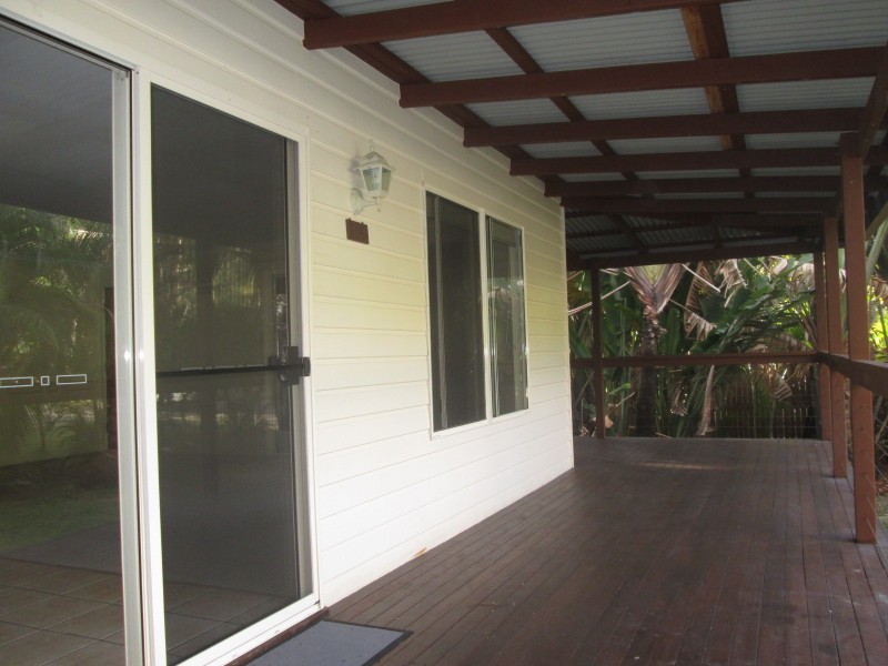 14 Iluka Street, Cannonvale QLD 4802