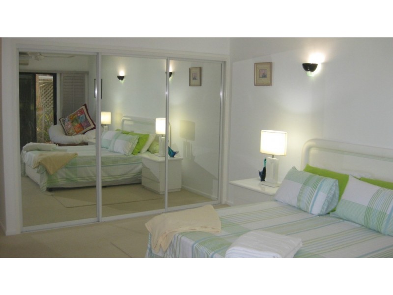 6 Neerim Crescent, Shute Harbour QLD 4802