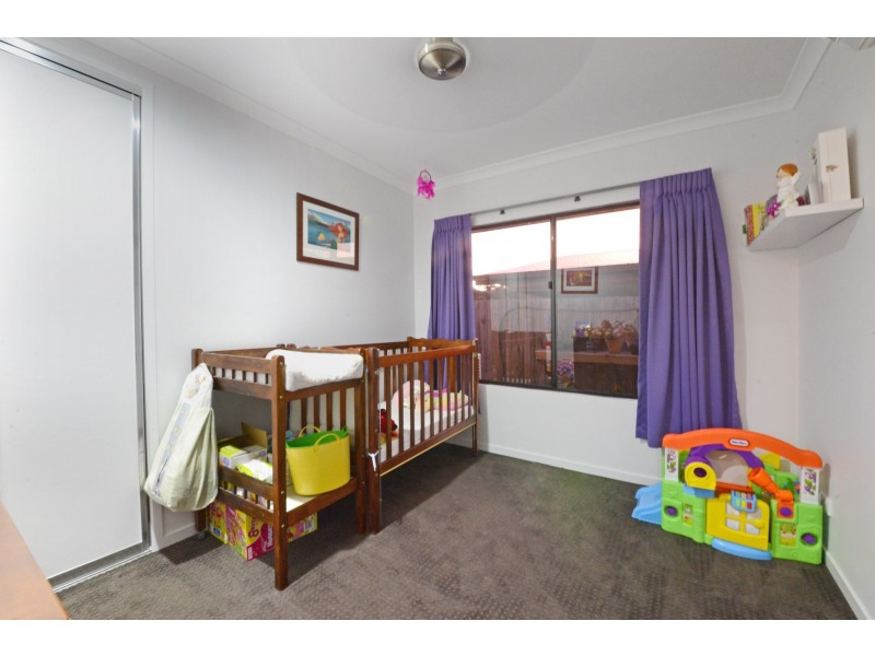 22 Twin Creek Court, Cannonvale QLD 4802