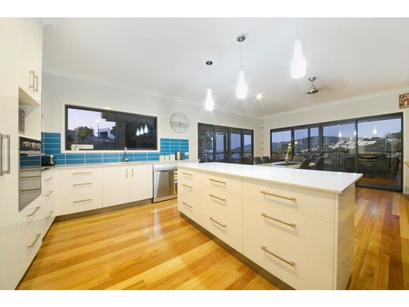 2 Laguna Court, Airlie Beach QLD 4802
