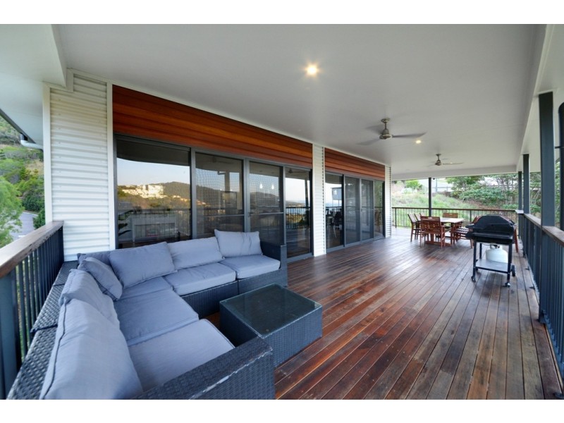 2 Laguna Court, Airlie Beach QLD 4802