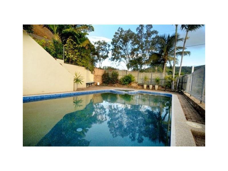 1/2 Lewis Street, Airlie Beach QLD 4802