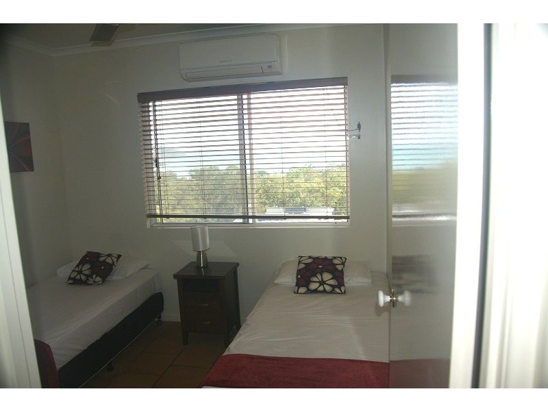 6/12 Eshelby Drive, Cannonvale QLD 4802