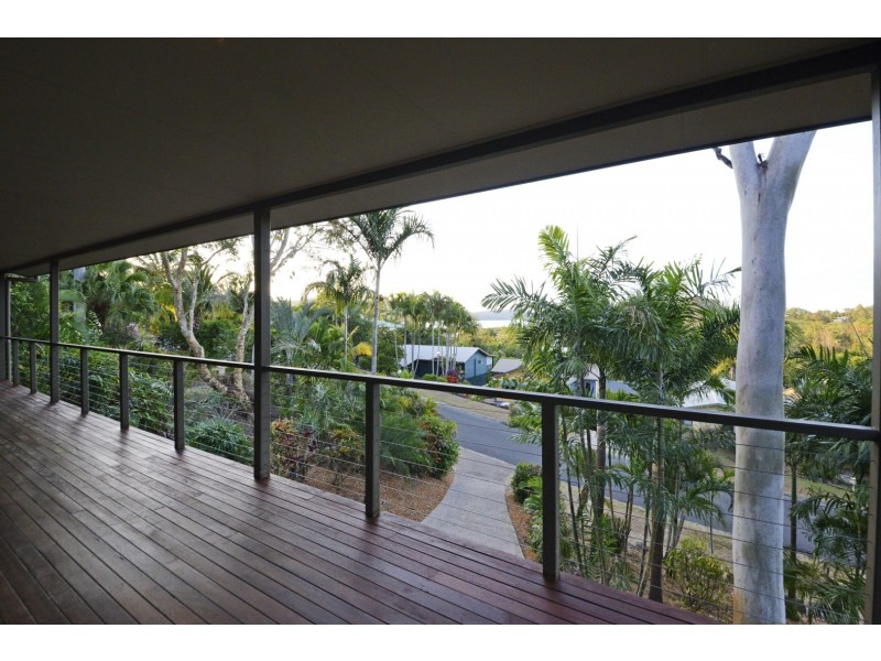 9 Country Road, Cannonvale QLD 4802