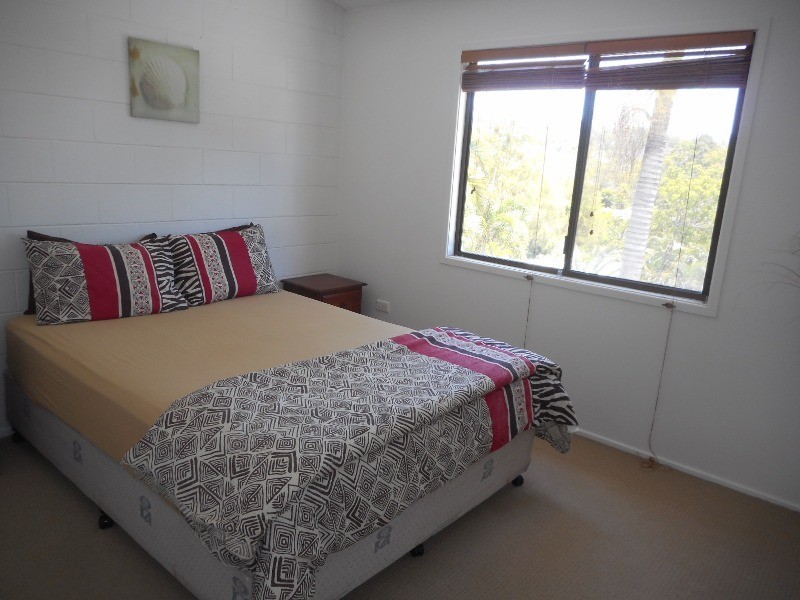 2/4 Border Drive, Cannonvale QLD 4802