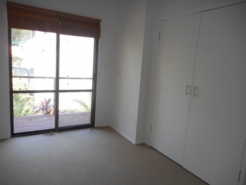 2/4 Border Drive, Cannonvale QLD 4802