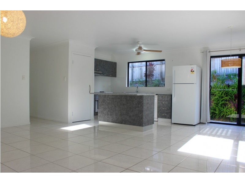 7 Amarula Drive, Cannonvale QLD 4802