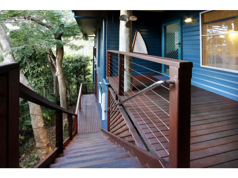 22 Macona Crescent, Cannonvale QLD 4802