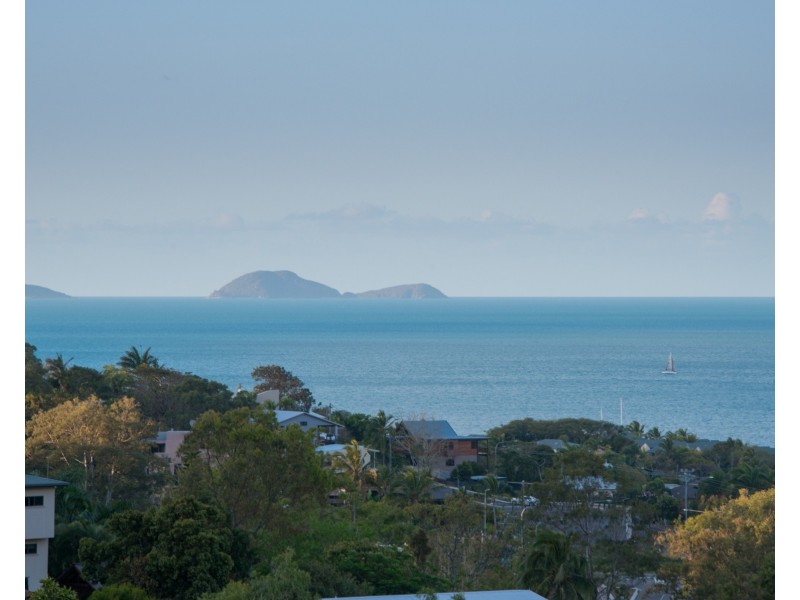 27/18-34 Raintree Place, Airlie Beach QLD 4802