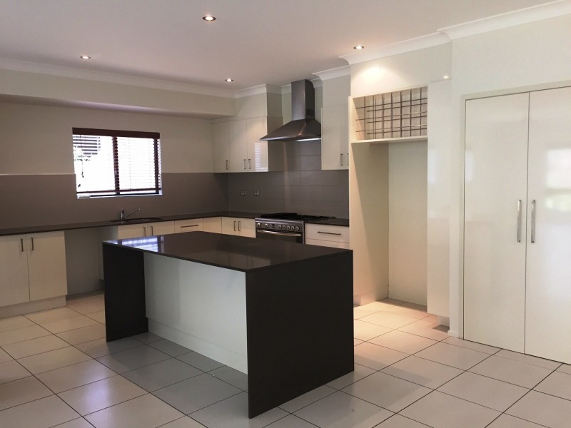 33 Sunset Drive, Jubilee Pocket QLD 4802