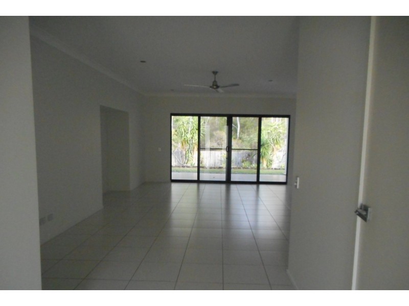 33 Sunset Drive, Jubilee Pocket QLD 4802