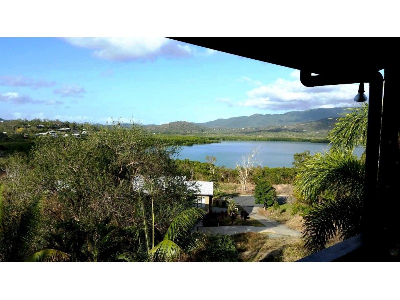25 Beth Court, Cannonvale QLD 4802