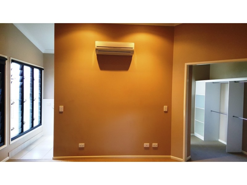 25 Beth Court, Cannonvale QLD 4802