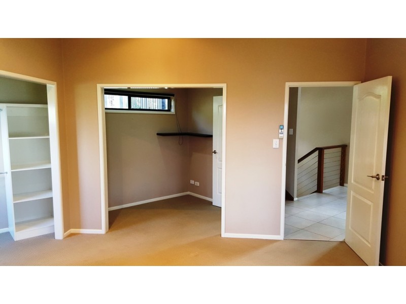 25 Beth Court, Cannonvale QLD 4802