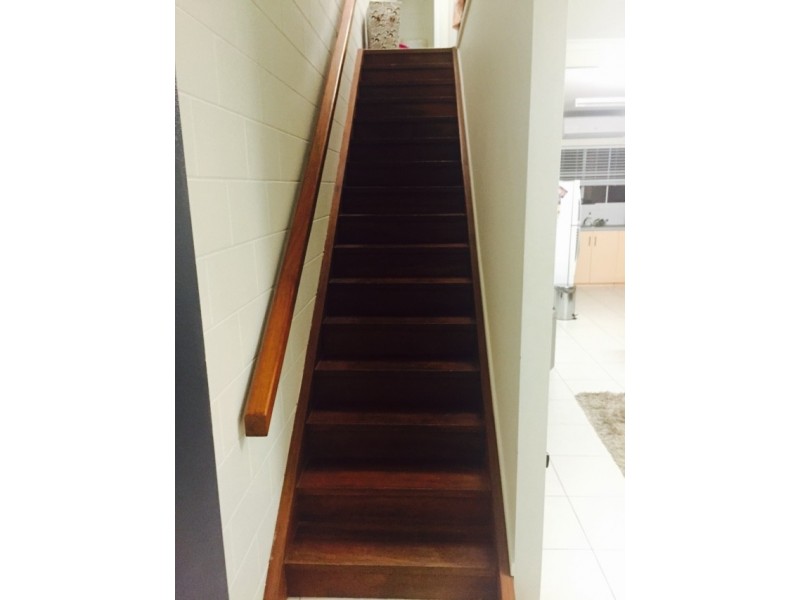 2/7 Duell Road, Cannonvale QLD 4802