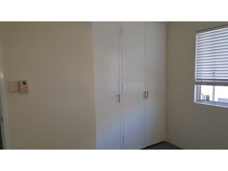 2/7 Duell Road, Cannonvale QLD 4802