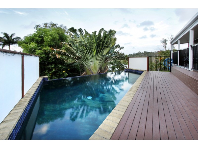 8 Arundel Court, Cannonvale QLD 4802