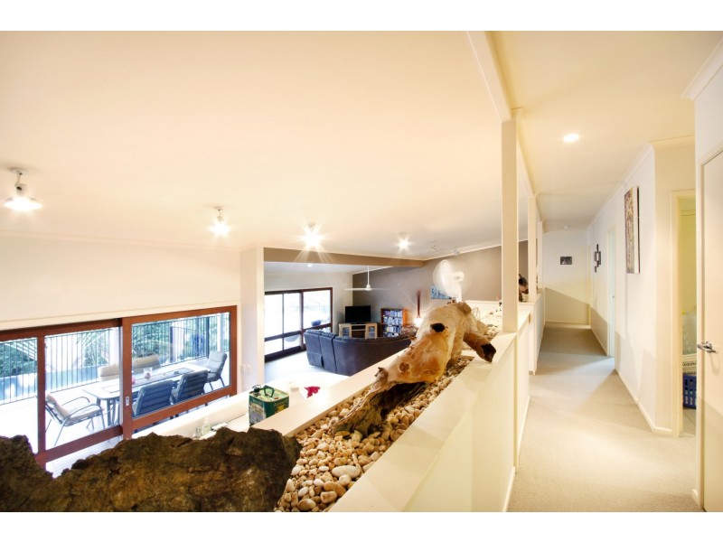 8 Arundel Court, Cannonvale QLD 4802