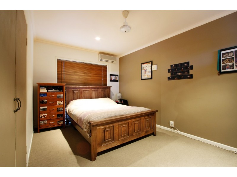 8 Arundel Court, Cannonvale QLD 4802