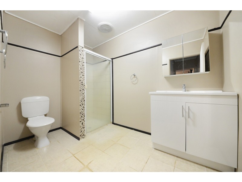 15 Usher Road, Mount Julian QLD 4800