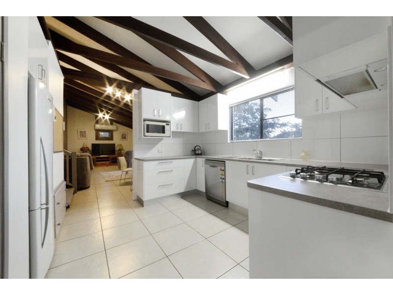 17 Wambiri St, Cannonvale QLD 4802