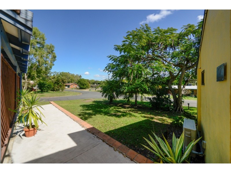 17 Wambiri St, Cannonvale QLD 4802