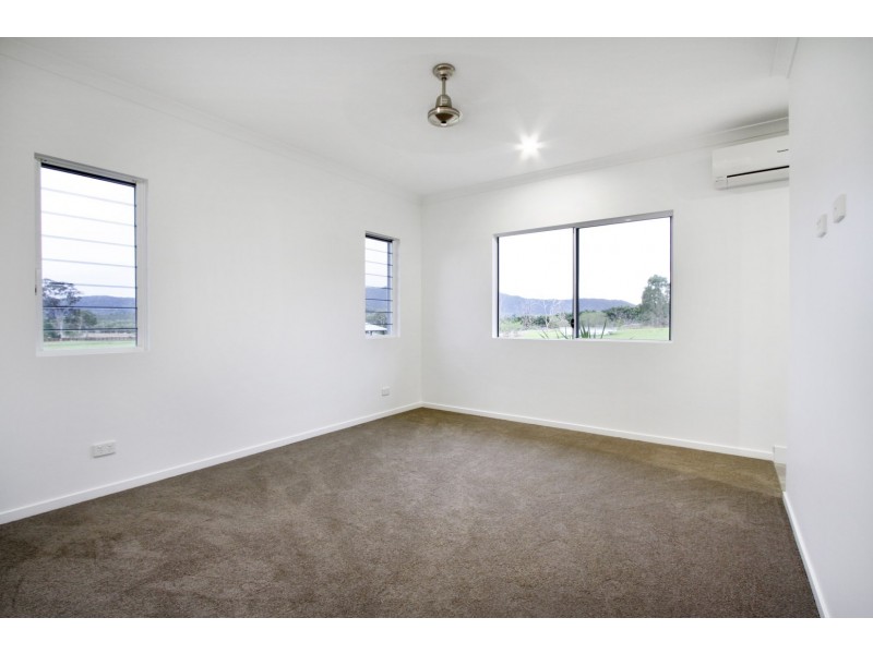 77 Honeyeater Crescent, Cannon Valley QLD 4800