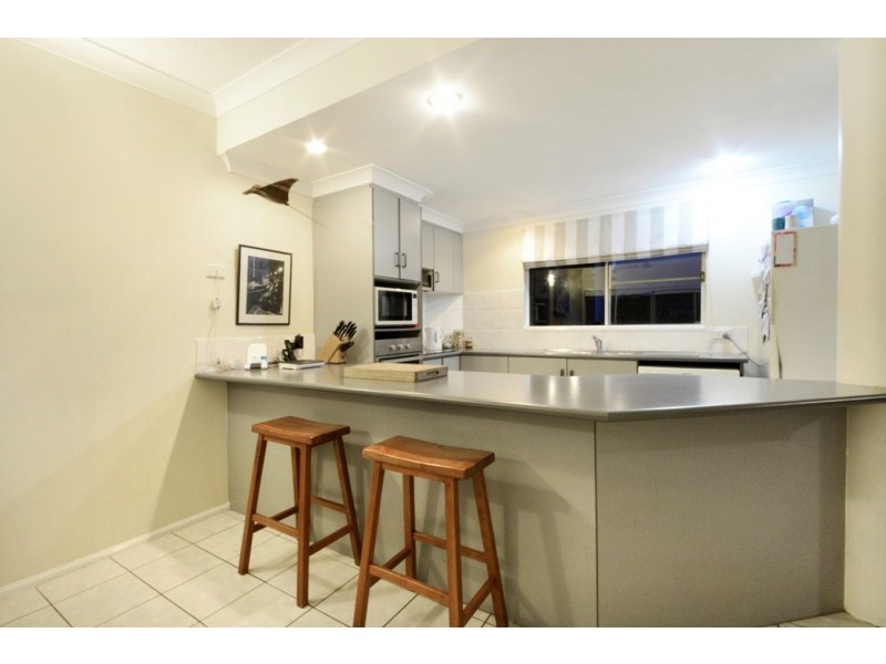 17/24 Pandanus Drive, Cannonvale QLD 4802