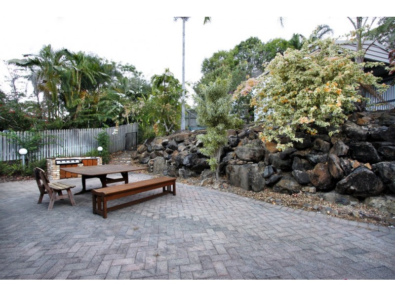 12 Muruk Crescent, Jubilee Pocket QLD 4802