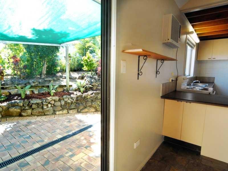 5/4 Border Drive, Cannonvale QLD 4802