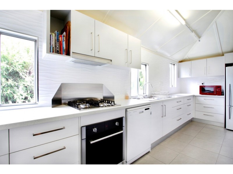 32 Ann Street, Proserpine QLD 4800