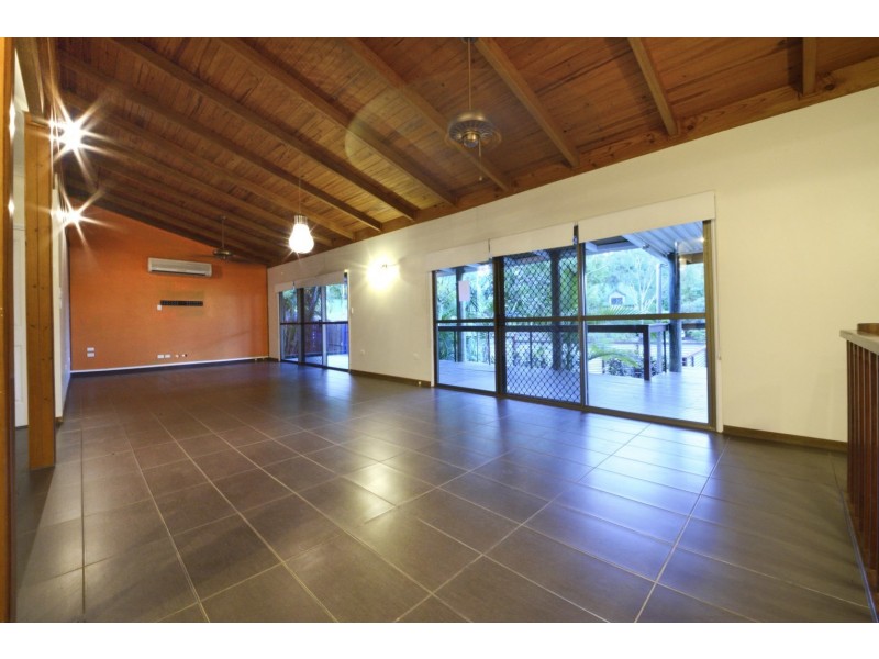 25 Wildlife Road, Jubilee Pocket QLD 4802