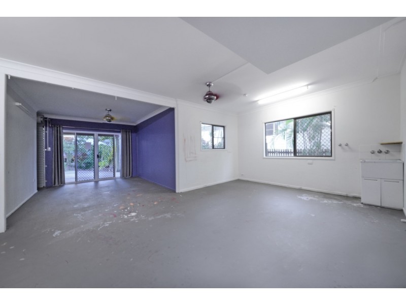 25 Wildlife Road, Jubilee Pocket QLD 4802
