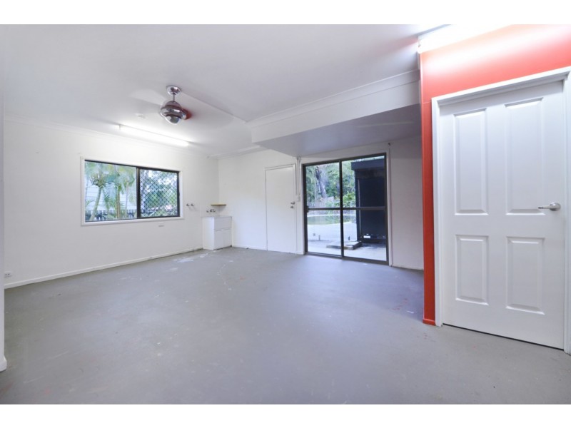 25 Wildlife Road, Jubilee Pocket QLD 4802