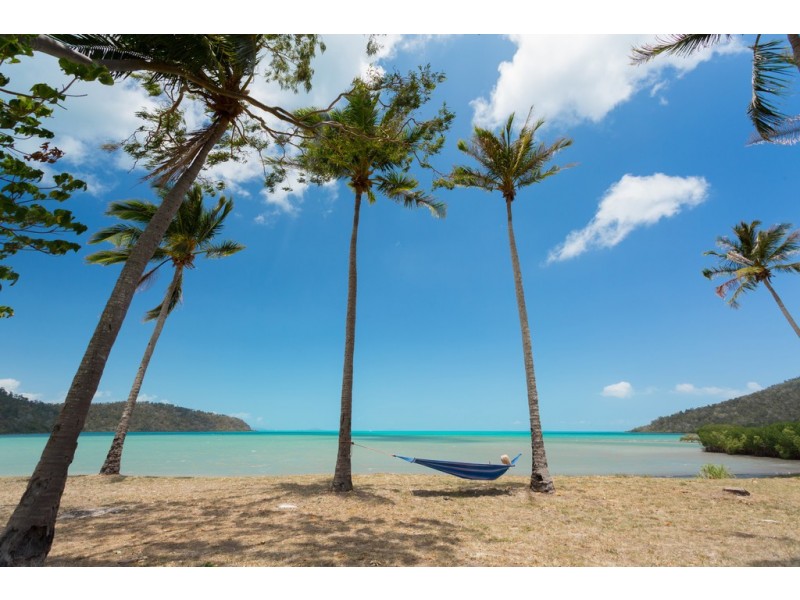 Lots Funnel Bay, Flametree QLD 4802