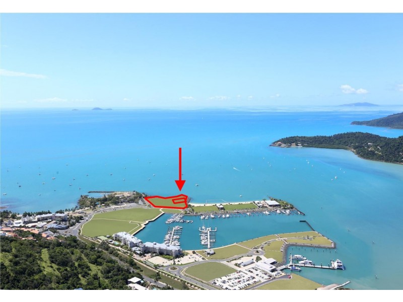 7 / 2 – 6 Ocean Road ‘One Airlie’, Airlie Beach QLD 4802