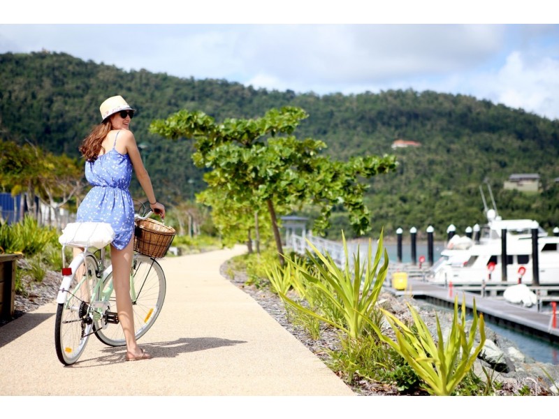 7 / 2 – 6 Ocean Road ‘One Airlie’, Airlie Beach QLD 4802