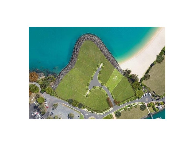 8 / 2 – 6 Ocean Road ‘One Airlie’, Airlie Beach QLD 4802