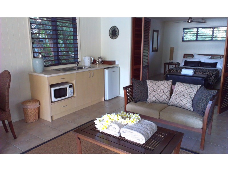 Lot I Bungalow 9, Palm Bay, Long Island QLD 4741