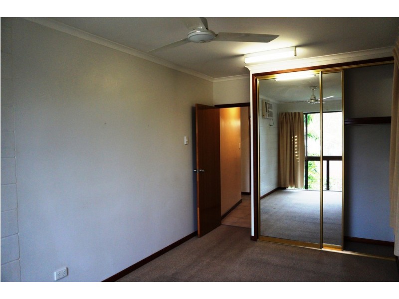 11 Pleasant Drive, Cannonvale QLD 4802