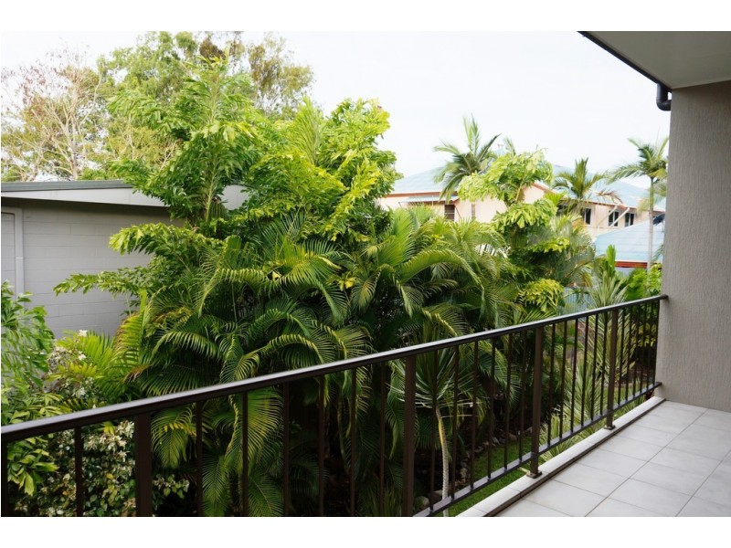11 Pleasant Drive, Cannonvale QLD 4802