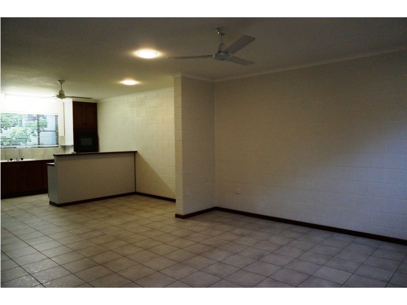 11 Pleasant Drive, Cannonvale QLD 4802