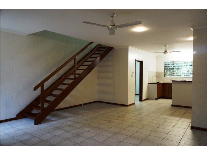 11 Pleasant Drive, Cannonvale QLD 4802