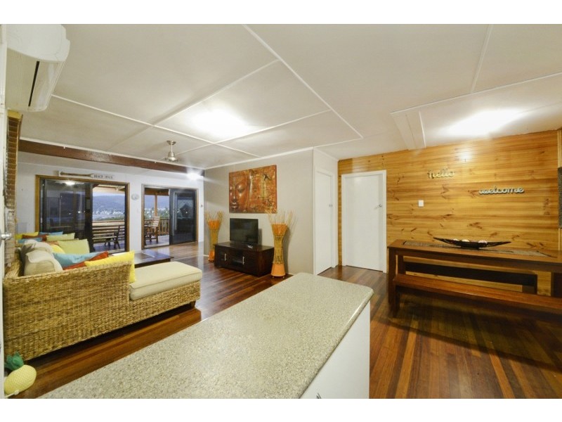 8 Hillcrest Avenue, Airlie Beach QLD 4802